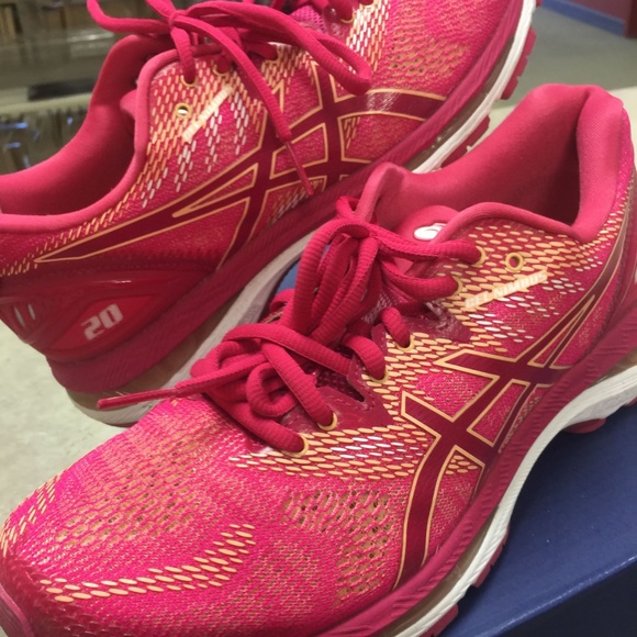 asics gel nimbus 20 womens uk